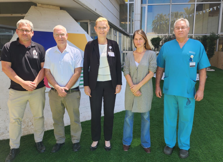 ד''ר ענת אנגל, פרופ' אריאל פורת,  ד''ר רחלי שיאון,  ד''ר ליאור ששון, סיימון פישר 