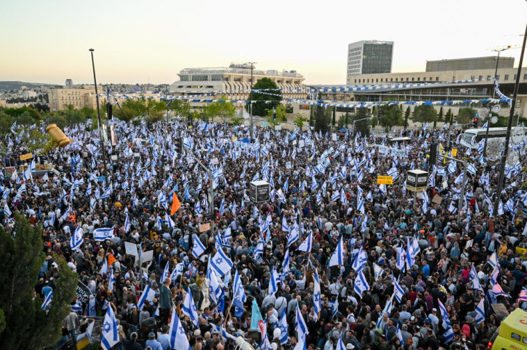 המחאה בעד הרפורמה המשפטית (צילום: יואב דודקביץ/TPS)