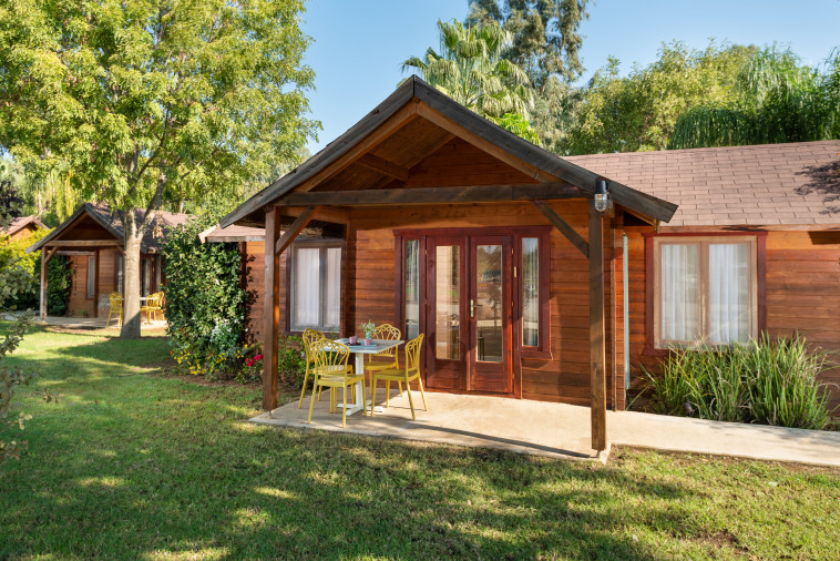 הוילג' - מלון מטיילים על הירדן