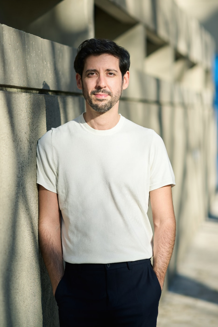 נמרוד דוד פפר, המנצח על האופרה 