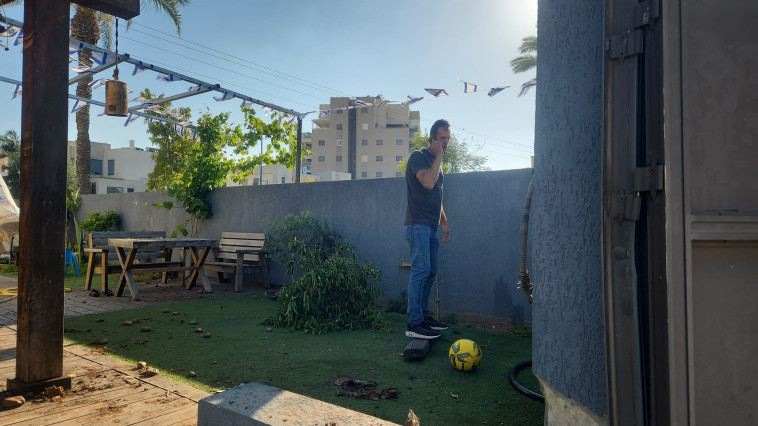 הבית שנפגע מרקטה בשדרות 