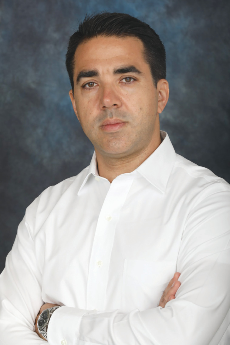 רונן יפו, מנכ''ל דוניץ־אלעד