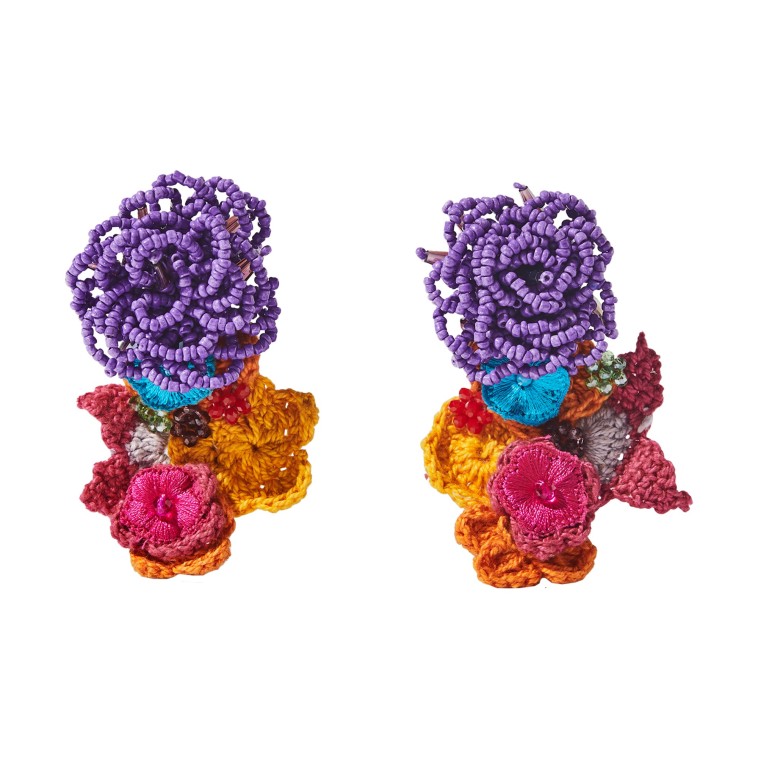 אנחנו עפות על הצבעים! עגילים של פרפואה