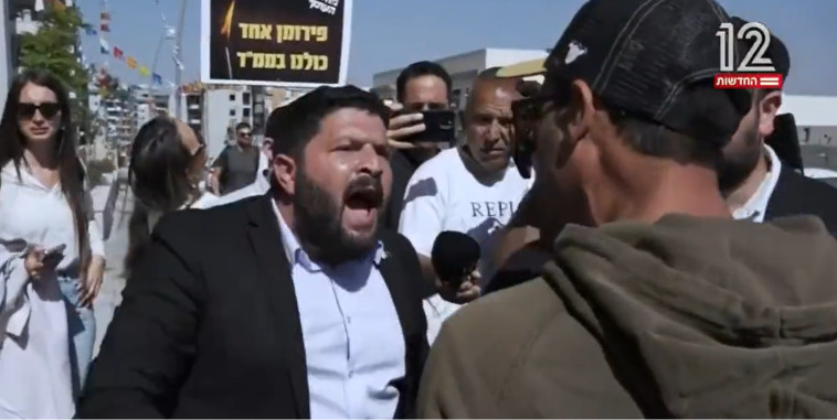 אלמוג כהן בעימות בשידור חי