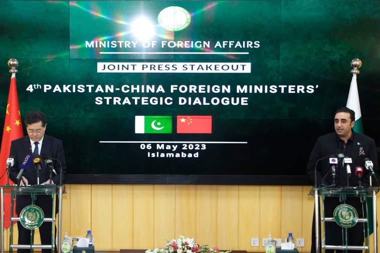 המפגש הסיני-פקיסטני באיסלמאבד (צילום: STR/AFP via Getty Images)