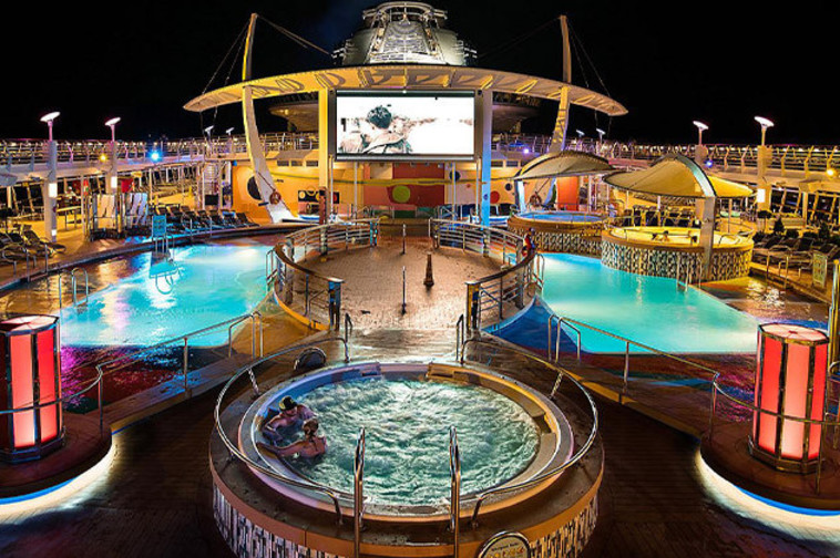 הפלגה בקאריביים&nbsp;