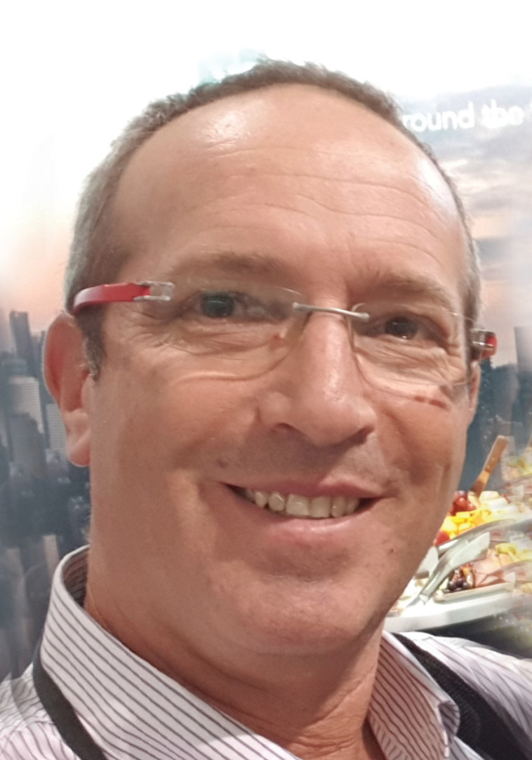 בני לובל, אנגלו סכסון ירושלים