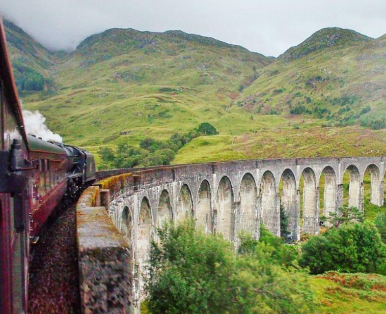 הרכבת היעקוביטית (הארי פוטר), סקוטלנד