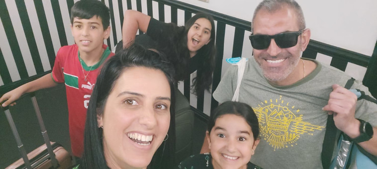 שירן ומשפחתה