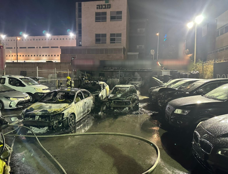 שריפת רכבים בקריית שמונה