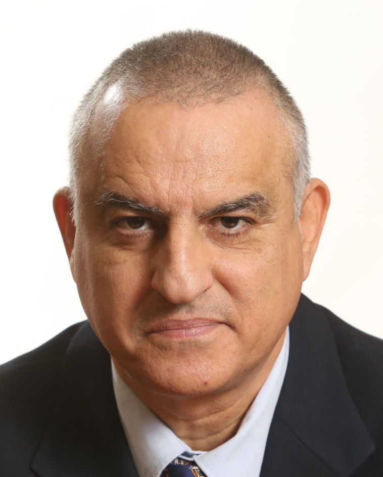 פרופ' אל''מ (במיל) גבי סיבוני