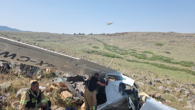 התרסקות מטוס קל בגליל העליון (צילום: דוברות כבאות והצלה לישראל מחוז צפון)