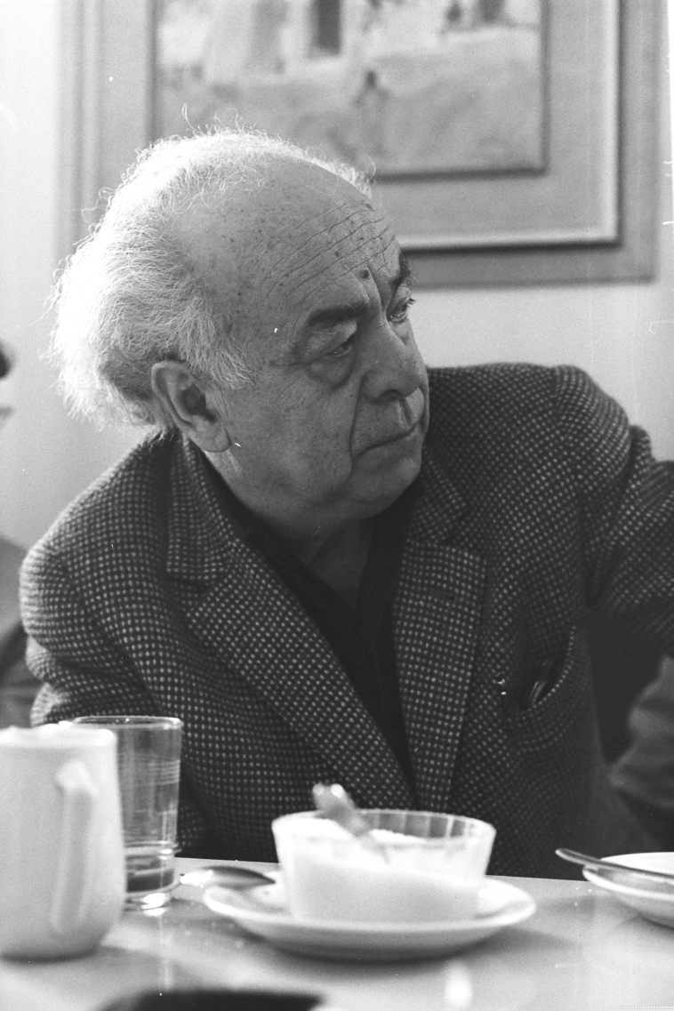 אברהם שלונסקי