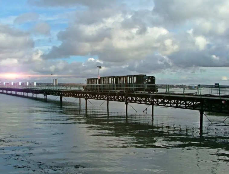 Hythe Pier Railway, אנגליה