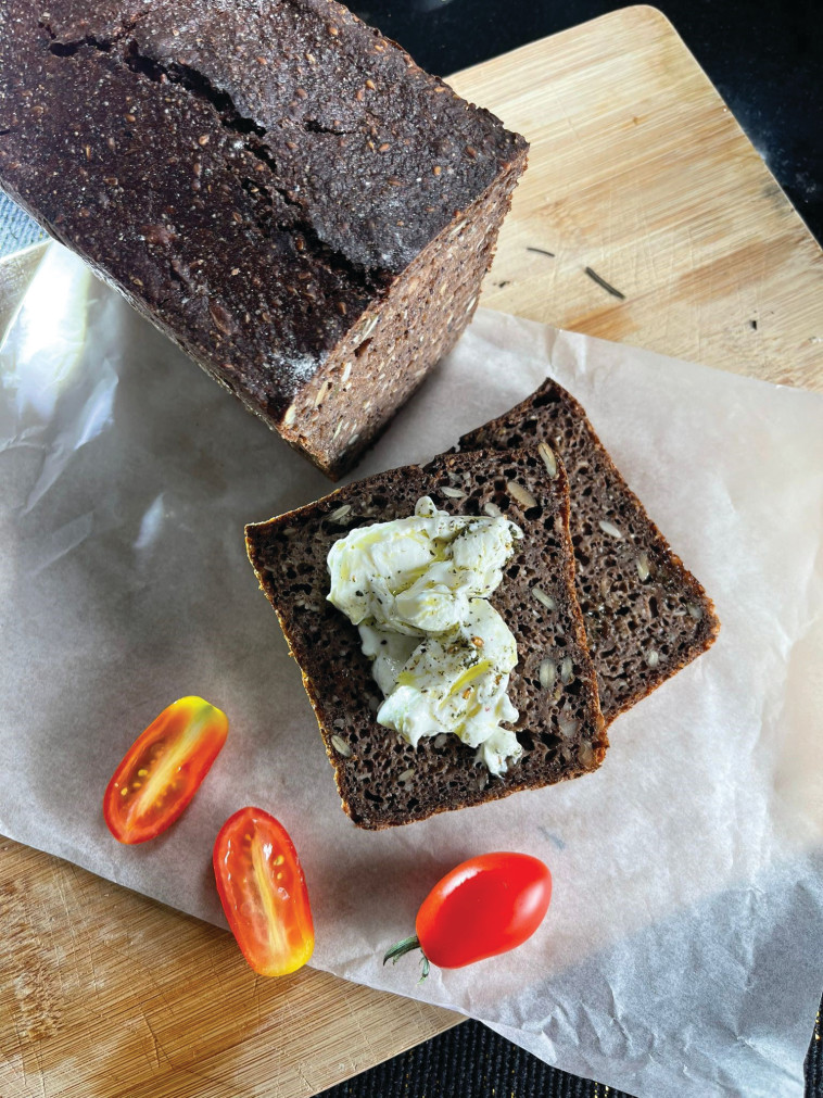 שבועות במאפיית לחם אביגיל