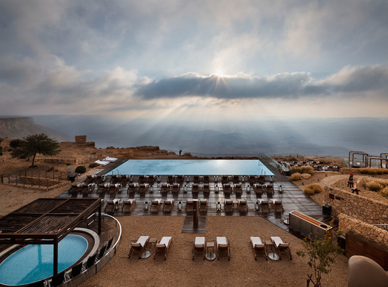 מלון בראשית