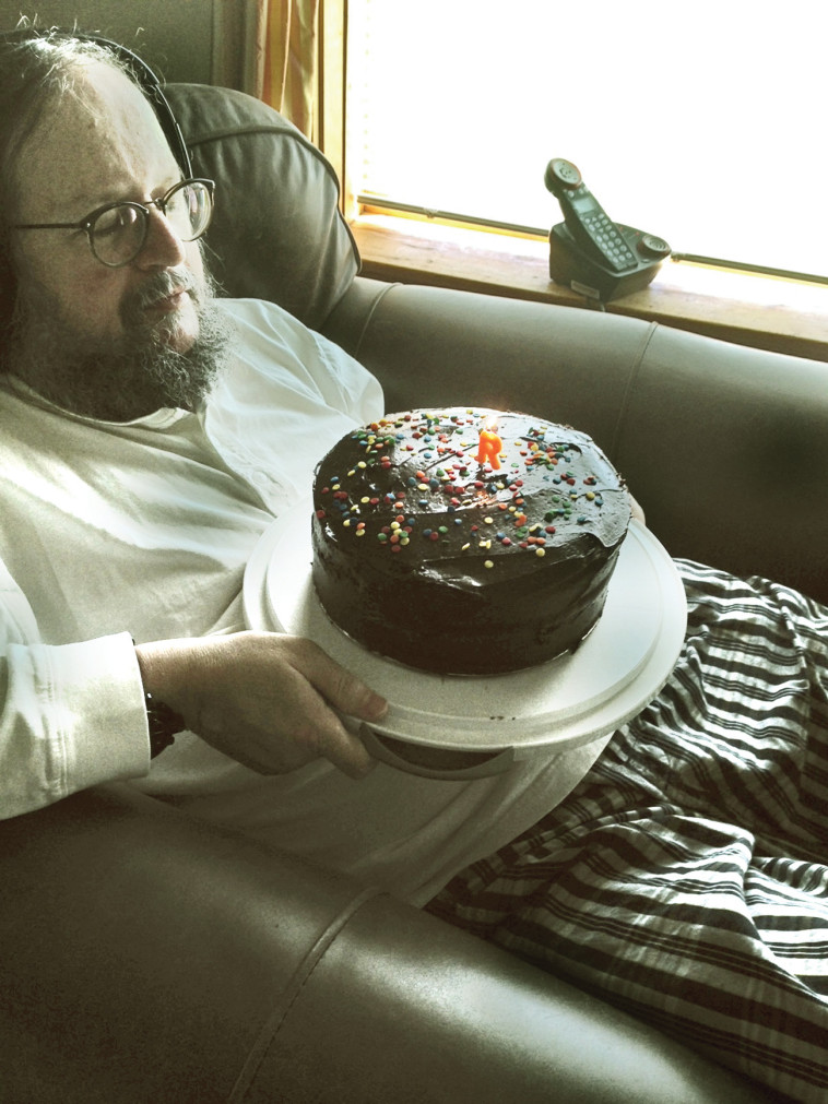 רון מיברג חוגג יום הולדת