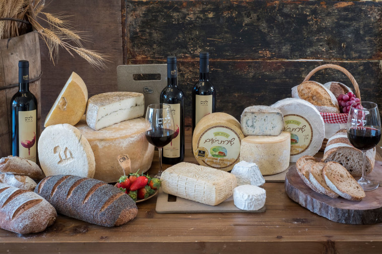 אירועי שבועות - במחלבת שירת רועים בקיבוץ לטם