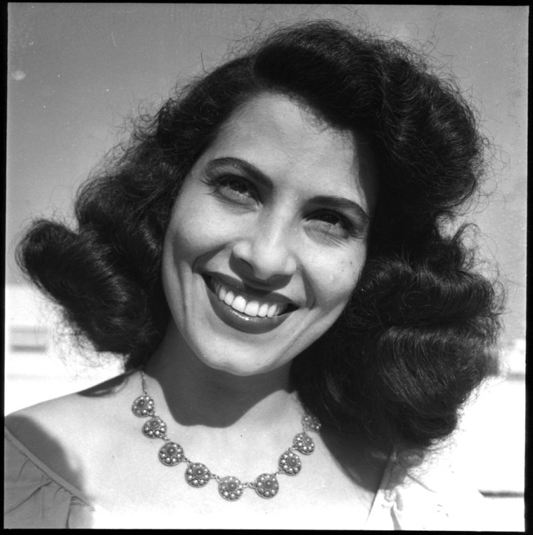 שושנה דמארי