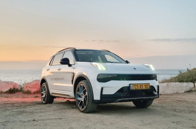 לינק אנד קו 01