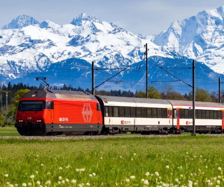 רכבת בשוויץ (צילום: צילום מסך אינסטגרם)
