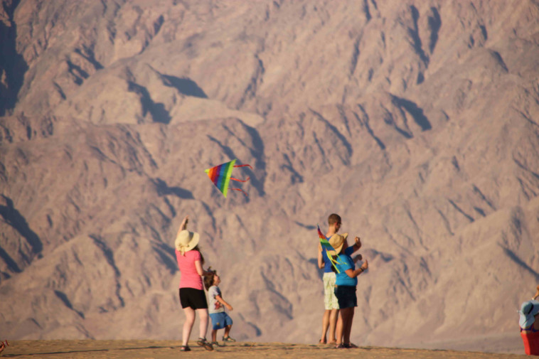 עפיפונים בדיונות סמר 