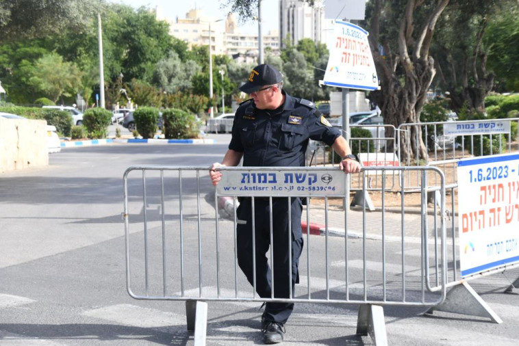 חסימות צירים במצעד הגאווה בירושלים (צילום: דוברות המשטרה)