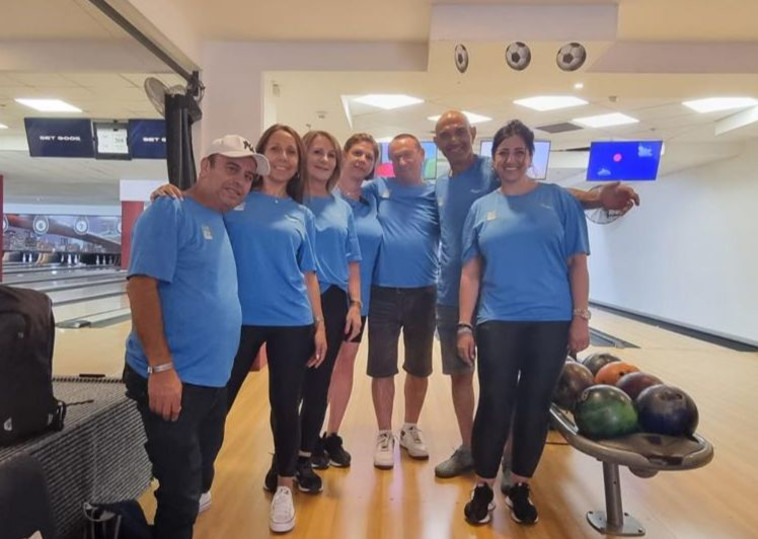 נבחרת באולינג 