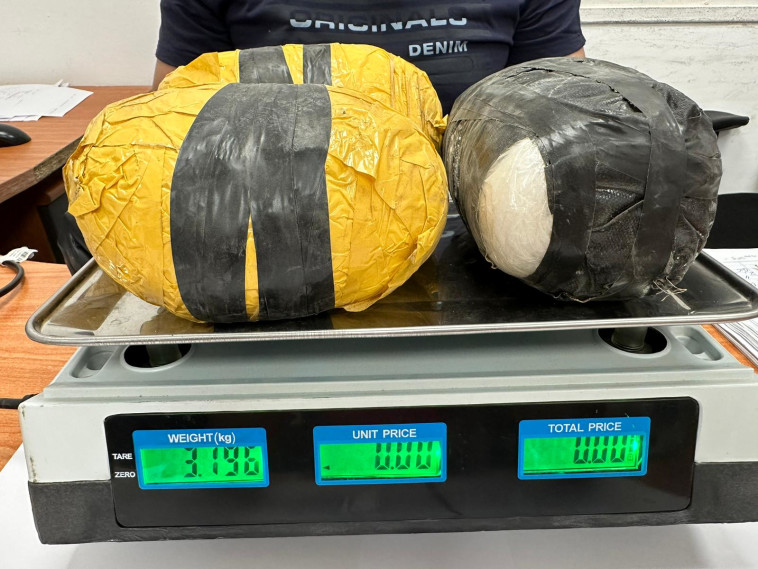 הסמים שנתפסו בשני רכבים בכביש 25