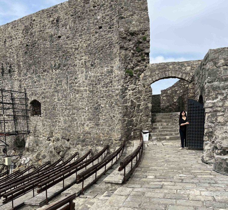 מבצר Kanli Kula, מונטנגרו