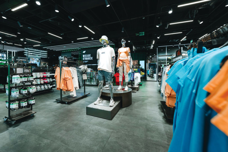 חנות F4 בקניון Bonarka בקרקוב 