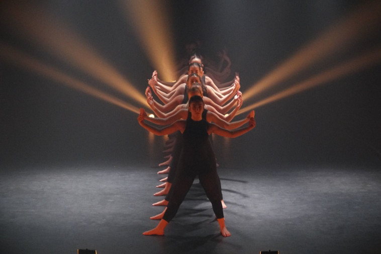 מופע הריקוד בחטיבת ביניים זאב בהרצליה