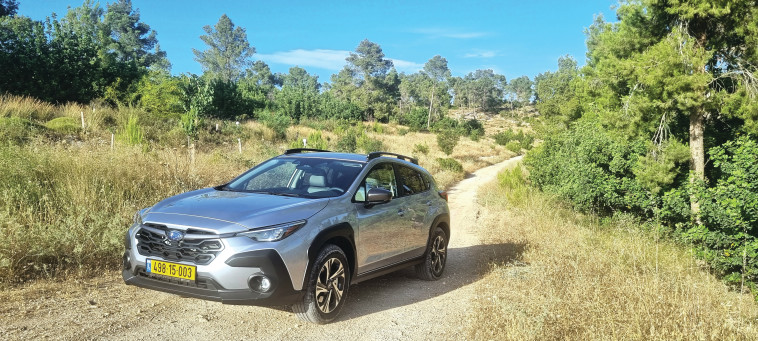 סובארו קרוסטראק 