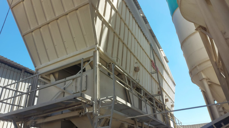 מערבל הבטון בו נהרג הפועל ברהט