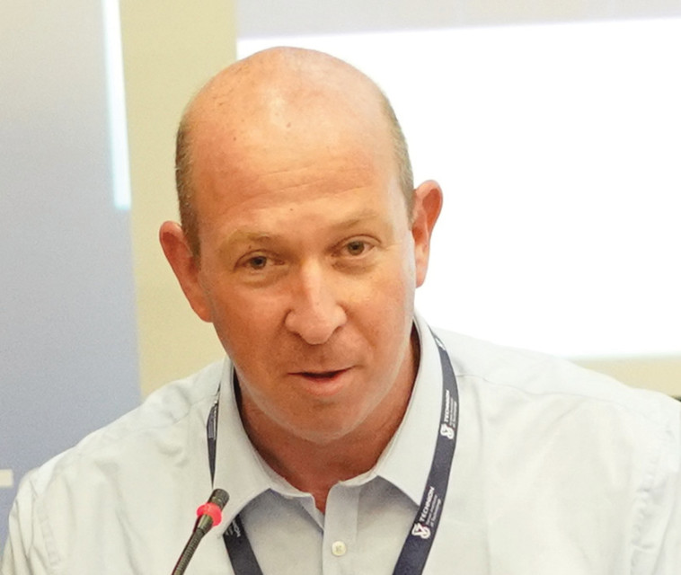 פרופ' אלון וולף