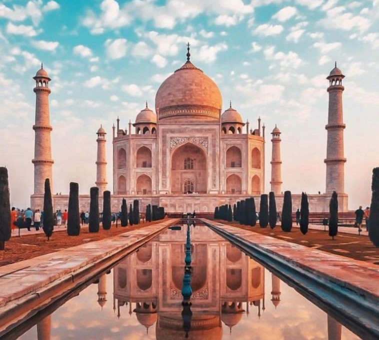 הטאג' מאהל, הודו