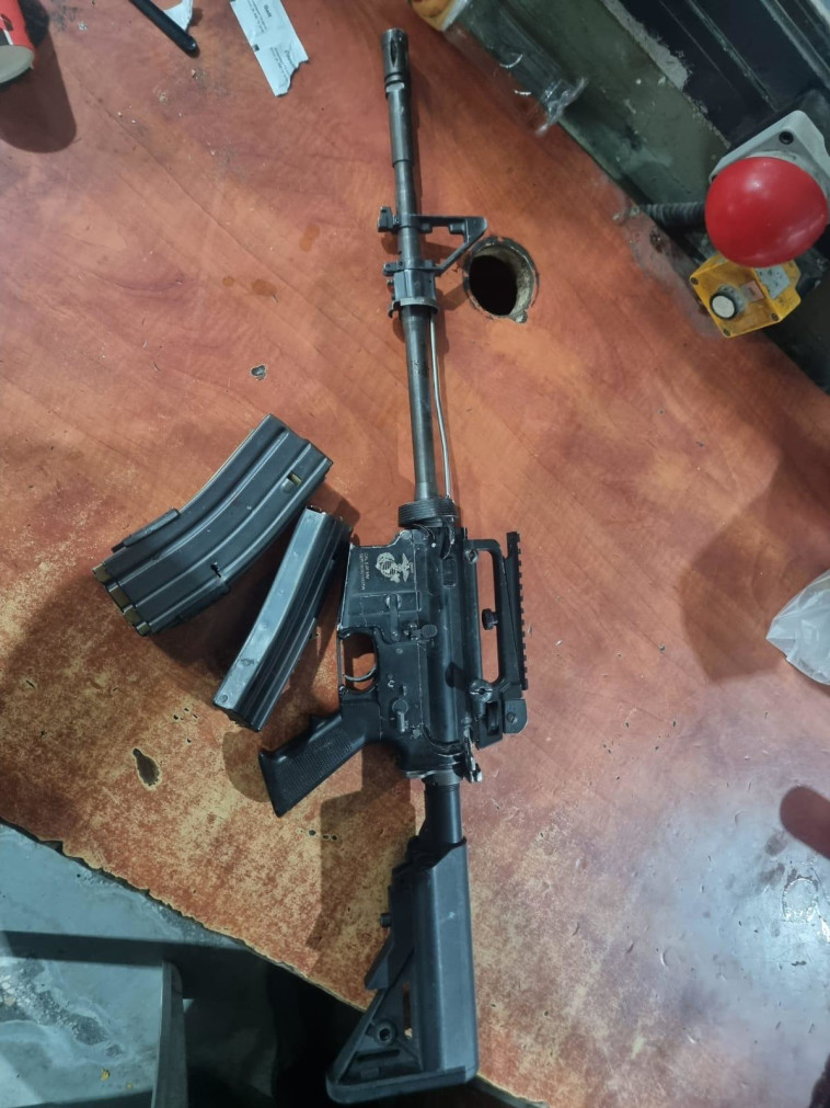 הנשק שנתפס על המחבל