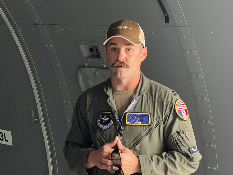 קפטן פיט קלי