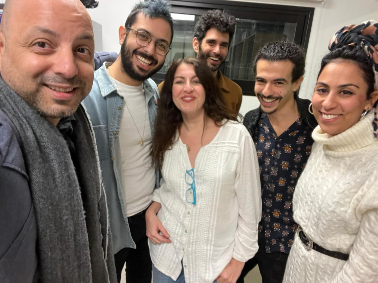 חברי להקת סדנת המוסיקה של שכונת התקווה