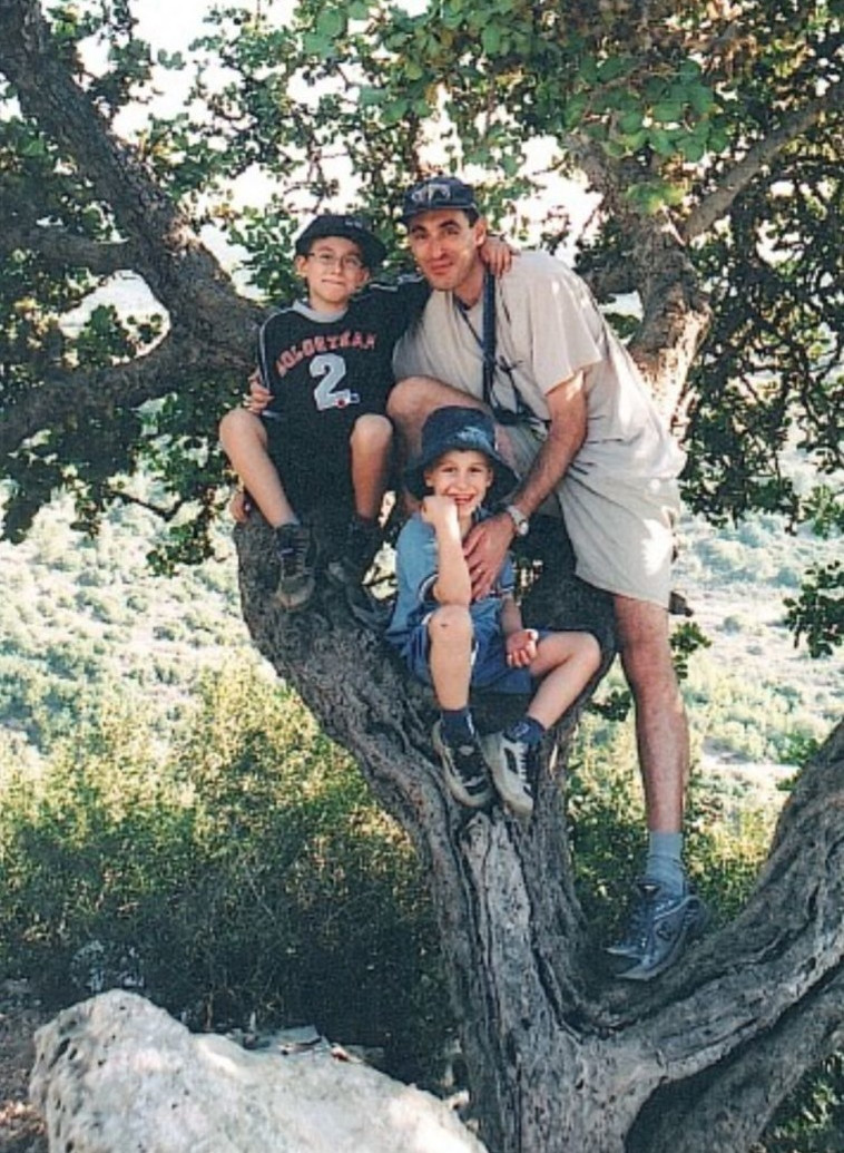 אופיר אוטולנגי, עם הבנים שי ונועם