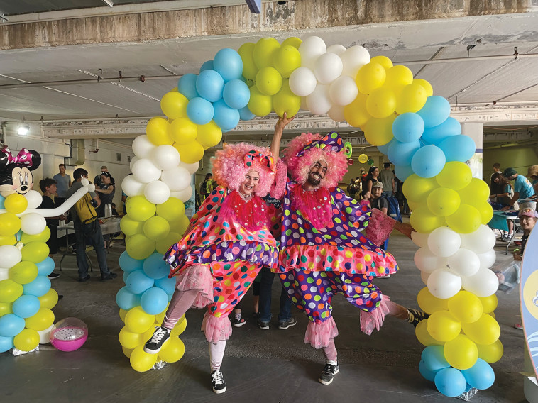 קייטנת אפלייד מטיריאלס