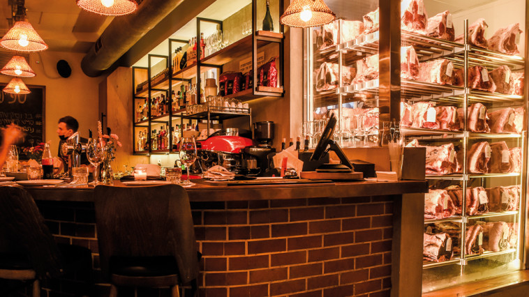 מסעדת ''מו ומו''