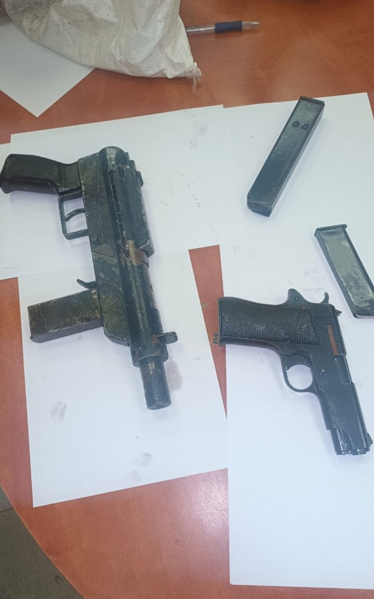 אמל''ח שנמצאו במקום