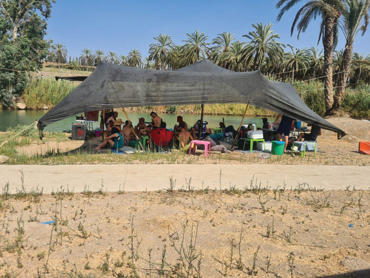 ניידת חוף של עמותת עלם (צילום: עמותת עלם)