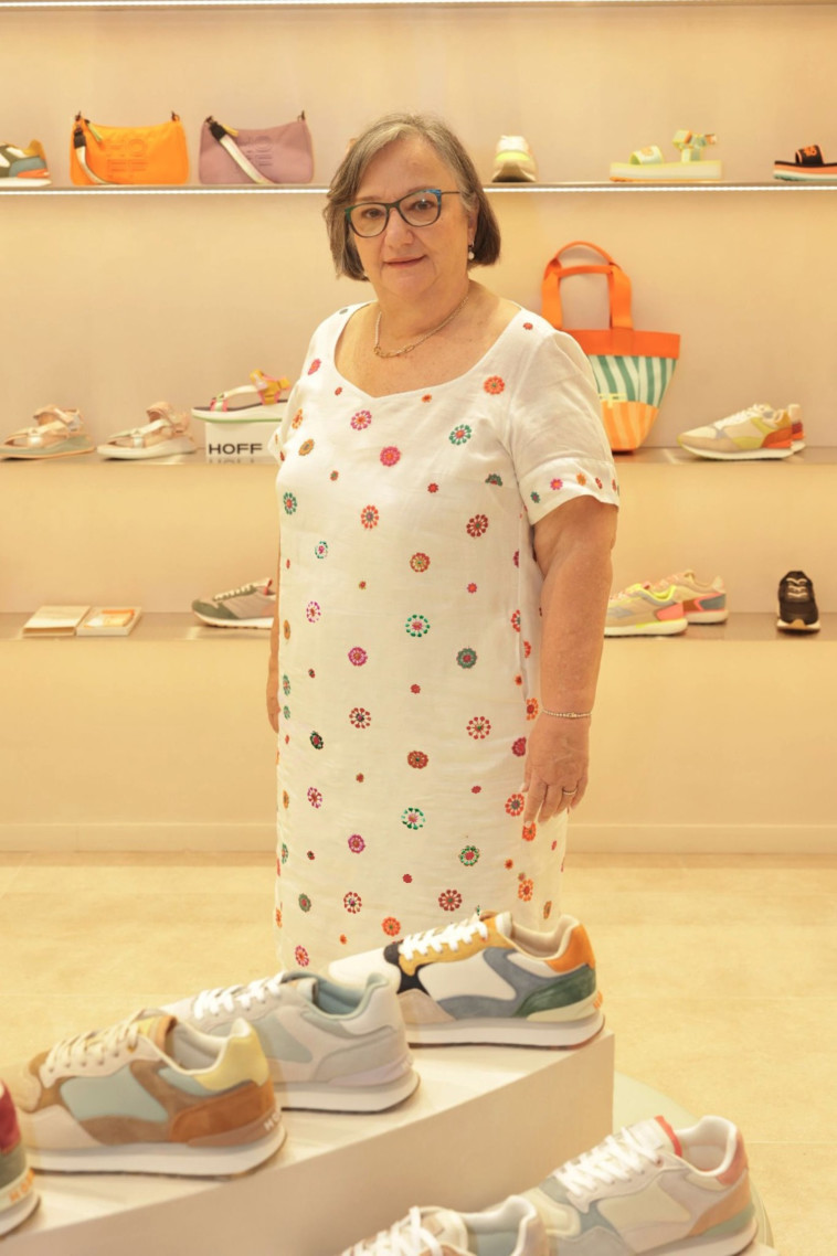 הלנה קצן בחנות HOFF 