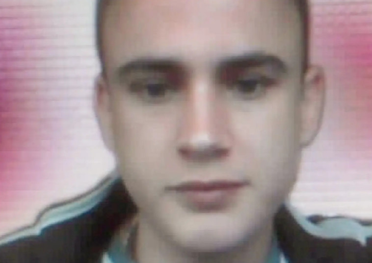 דניאל קאת'ברט, רוקן את כל חסכונותיו של אביו