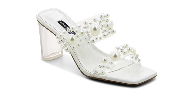 ניין ווסט. מחיר: 399.90 שקלים