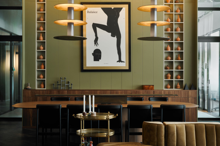 אזורי לאונג' ייעודים - רומס סקיי