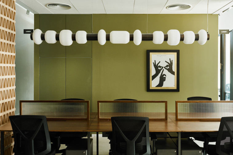 מאז הקורונה יותר עובדים החלו לדרוש גישה לתנאים, למזון, לטכנולוגיה, לעיצוב. רומס סקיי