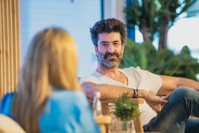 תומר בר זאב 